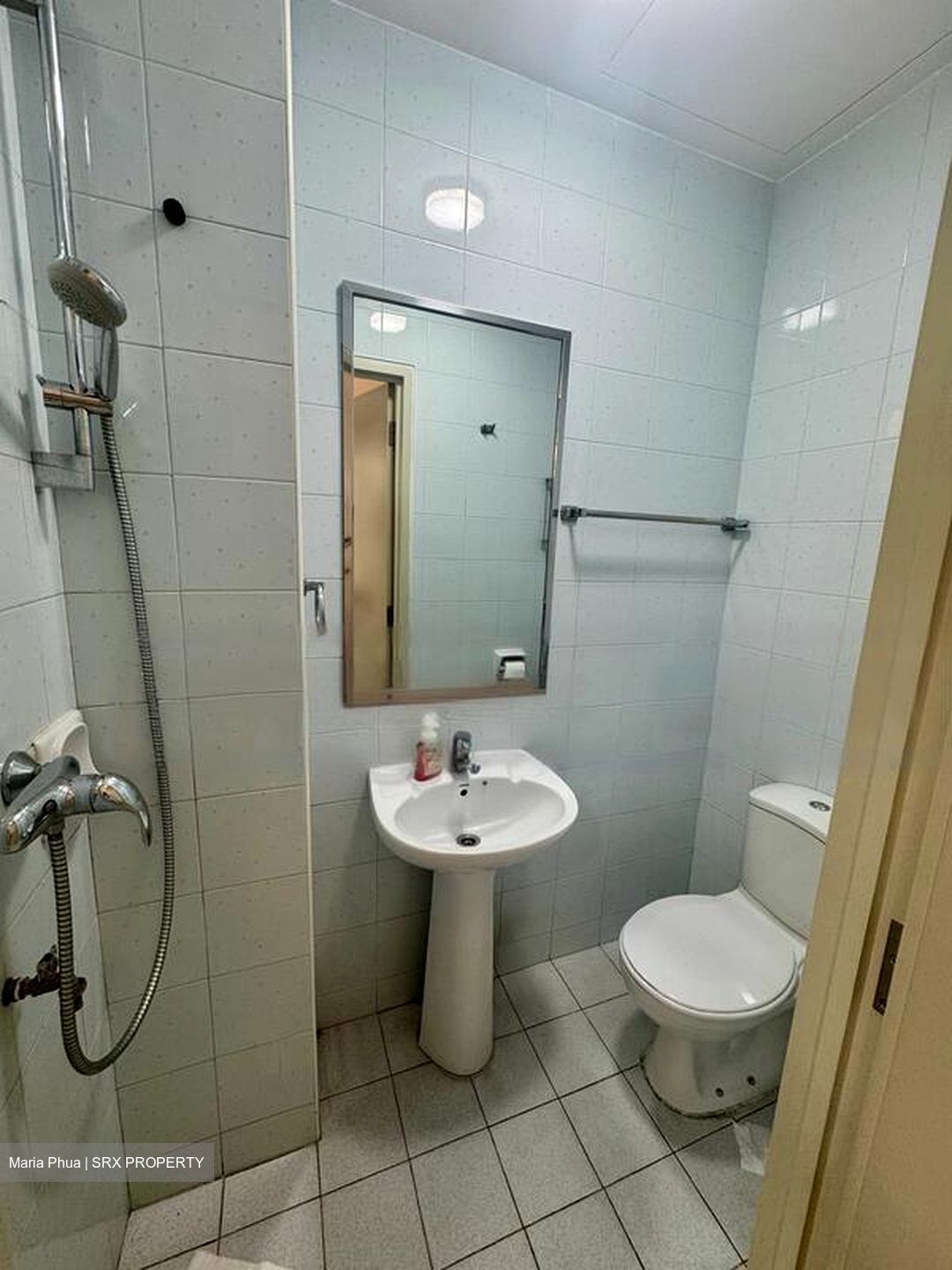 Telok Kurau Road (D15), Terrace #588569751